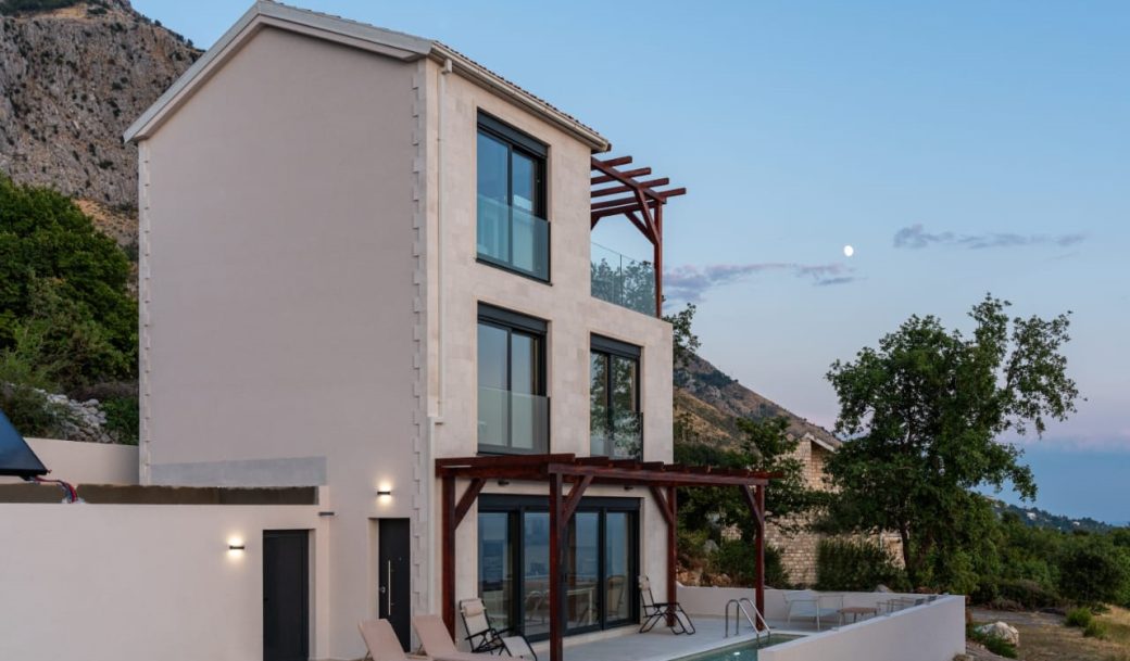 budva-blizikuce-villa-114-sqm-land-plot-230-sqm-montenegro-for-sale-V-02703 (23)