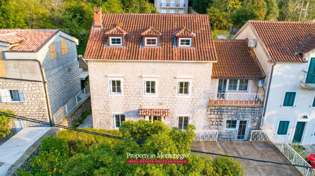 First line villa for sale in Kotor