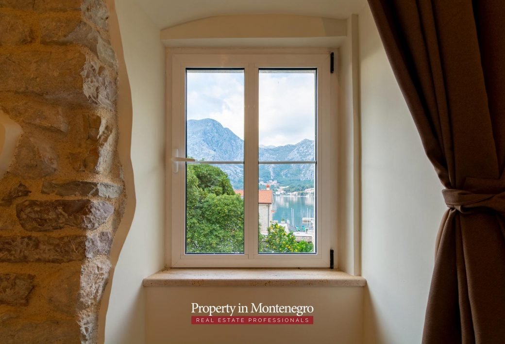 First line villa for sale in Kotor