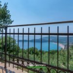 Kuca sa ponoramskim pogledom na more u Crnoj Gori
