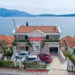 Luxury-waterfront-villa-for-sale-in-Montenegro (13)