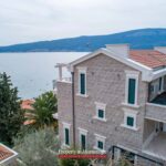 Luxury-waterfront-villa-for-sale-in-Montenegro (20)