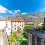 Old stone house for sale in Kotor