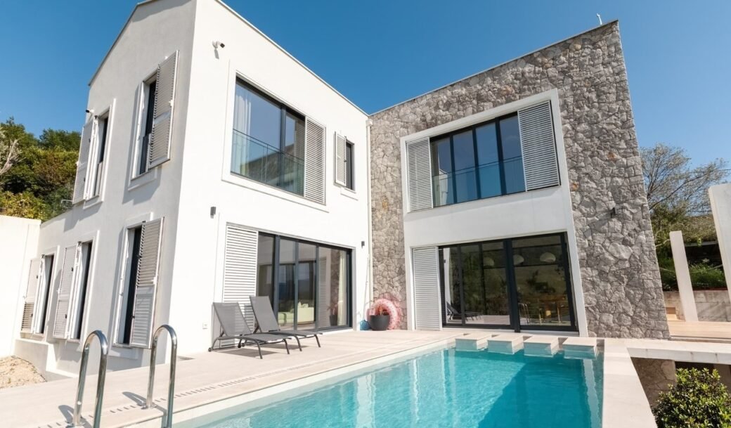 kotor-kavac-villa-220-sqm-land-plot-600-sqm-montenegro-for-sale-V-03215 (14)