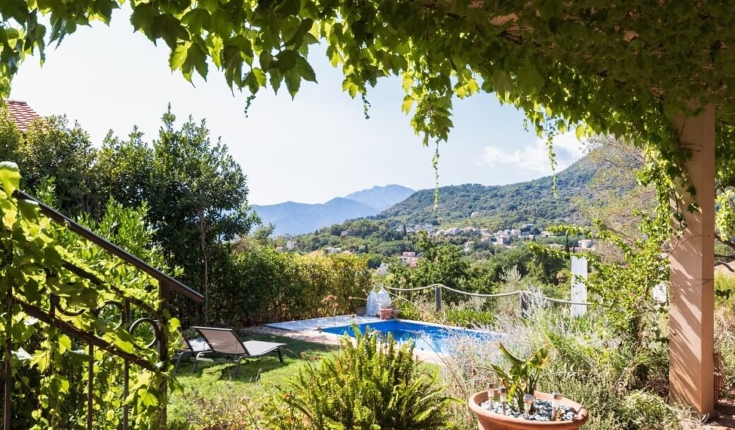 kotor-kavac-villa-two-bedroom-158-sqm-land-plot-549-sqm-montenegro-for-sale-A-03218 (20)