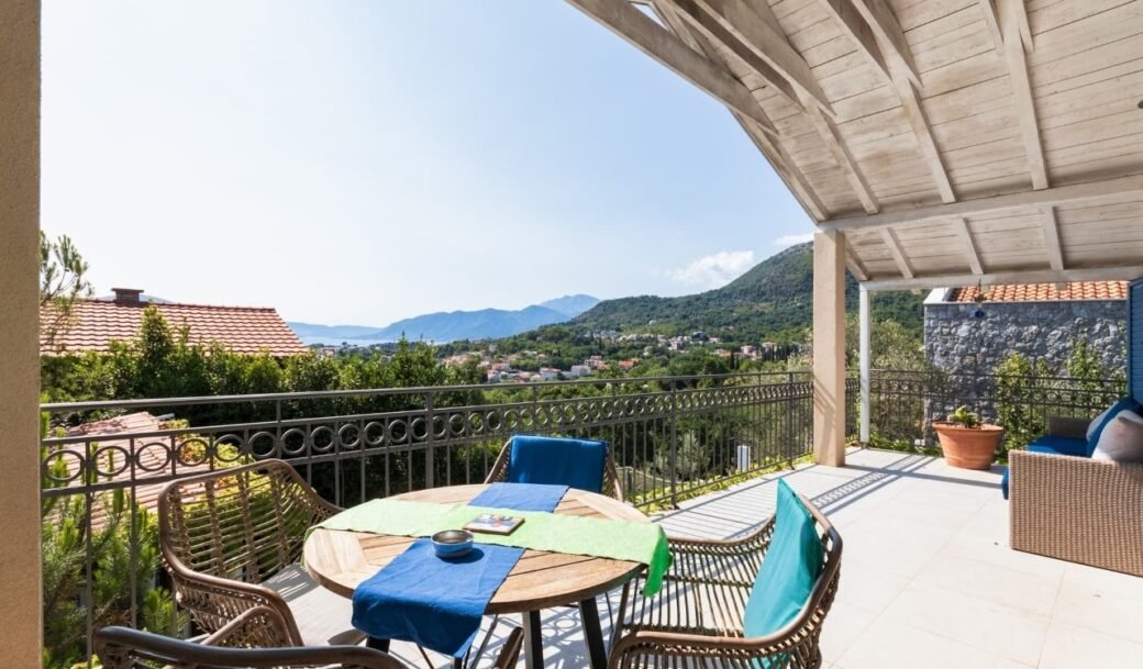 kotor-kavac-villa-two-bedroom-158-sqm-land-plot-549-sqm-montenegro-for-sale-A-03218 (21)