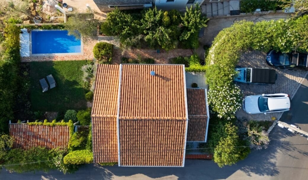 kotor-kavac-villa-two-bedroom-158-sqm-land-plot-549-sqm-montenegro-for-sale-A-03218 (9)