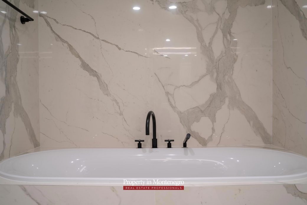 Luxury duplex for sale in Budva