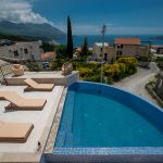 Villa with swimming pool for sale in Budva