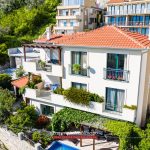 Villa-with-swimming-pool-for-sale-in-Tivat (1)