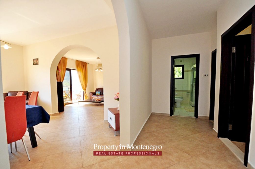 House for sale in Dobrota