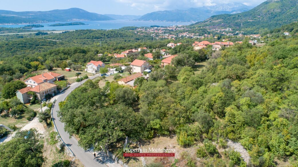 Seaview land in Tivat