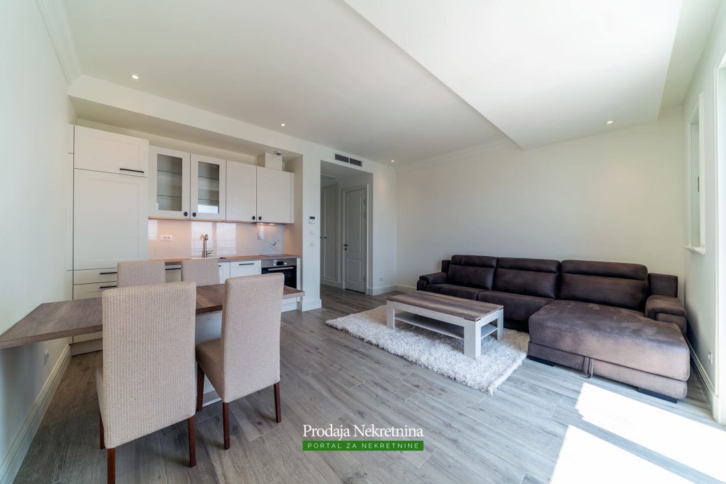 Luxury studio for sale in Lustica Bay