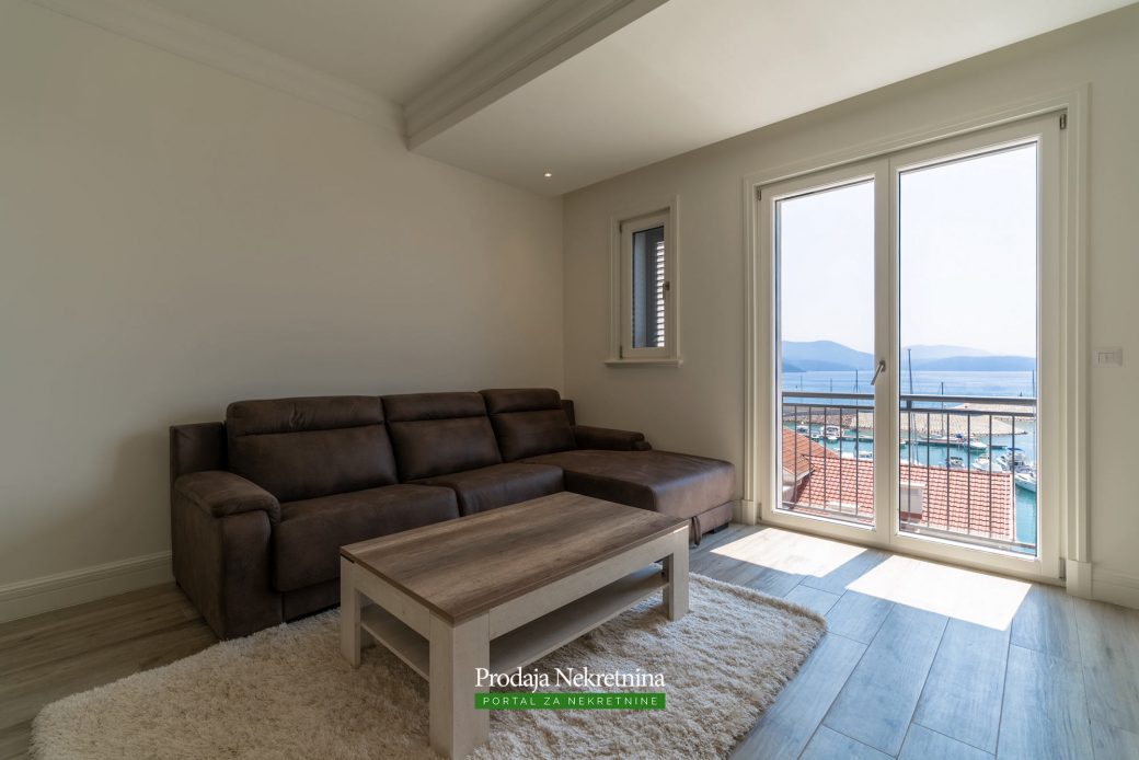 Luxury studio for sale in Lustica Bay