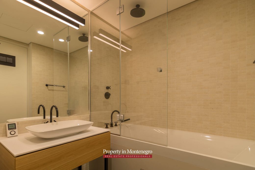 Luxury apartment in Budva