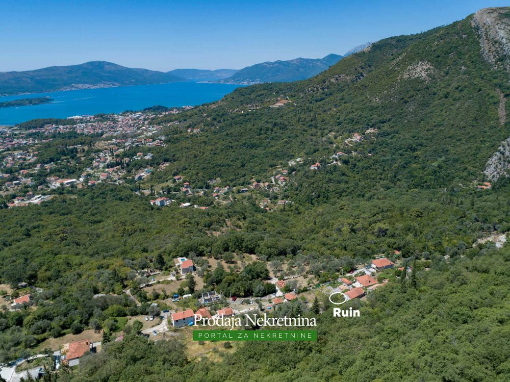 Land for sale in Tivat Bay
