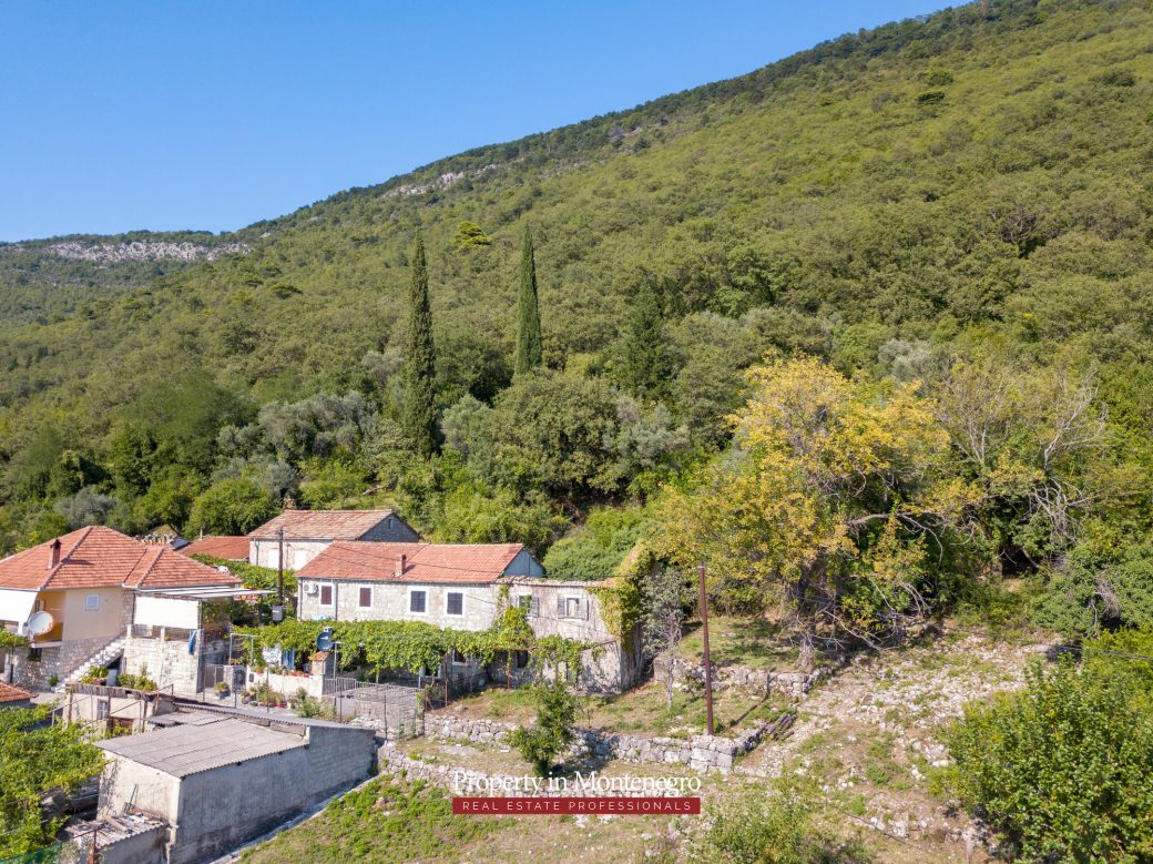 Land for sale in Tivat