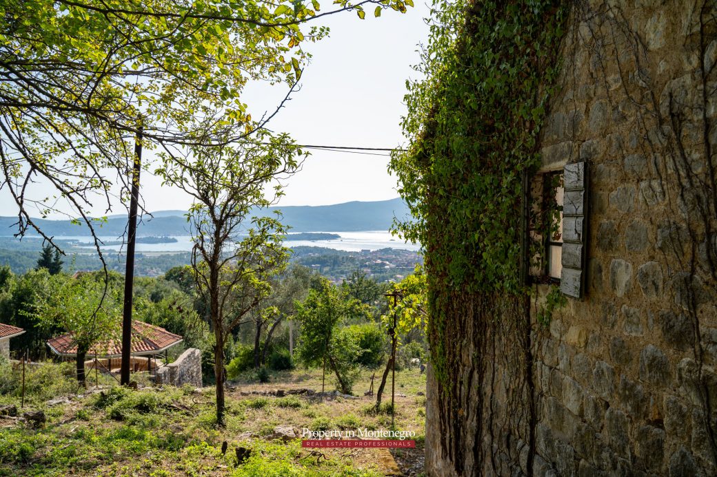 Land for sale in Tivat