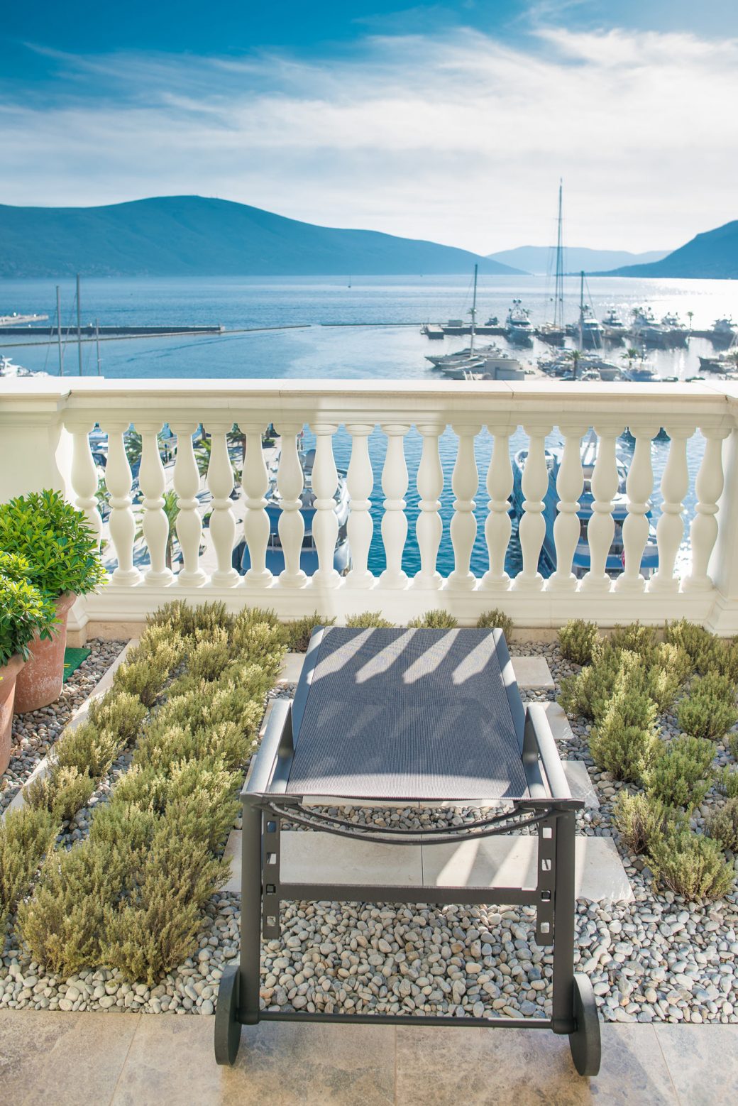 Luxury penthouse for sale in Tivat