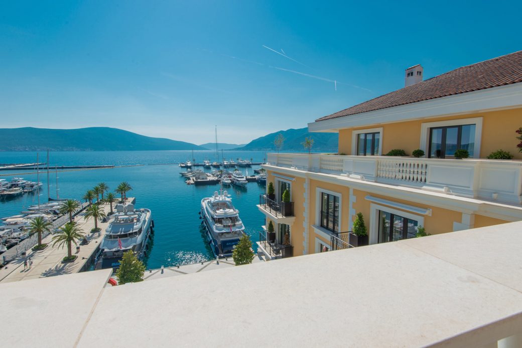 Luxury penthouse for sale in Tivat