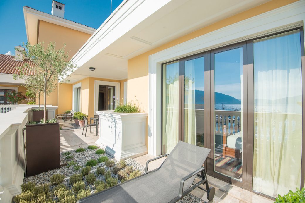 Luxury penthouse for sale in Tivat