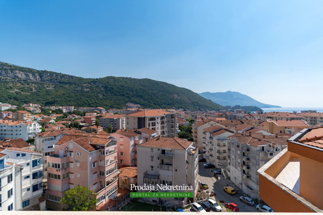 Three bedroom apartment for sale in Budva