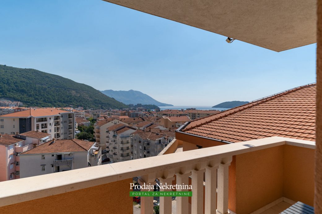 Three bedroom apartment for sale in Budva