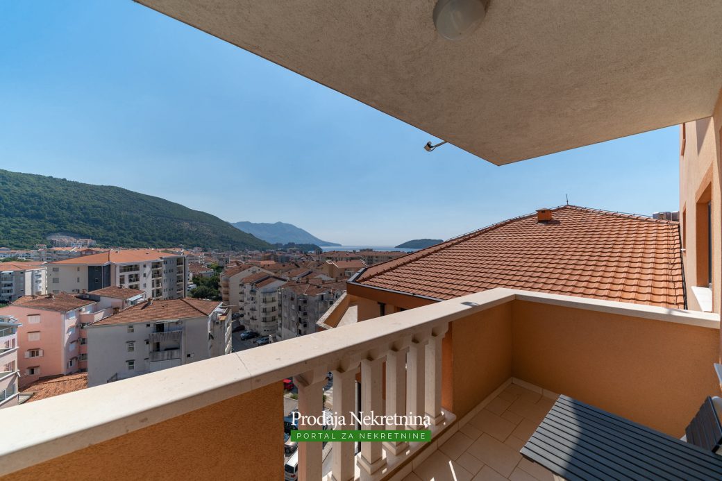 Three bedroom apartment for sale in Budva