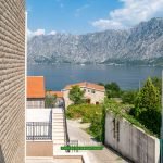 Na prodaji apartman sa bazenom u Boki Kotorskoj