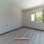 Apartment with swimming pool for sale in Prcanj