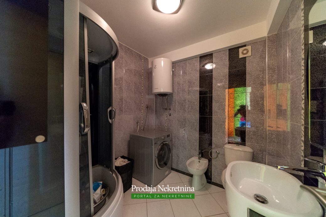 Duplex apartment for sale in Petrovac