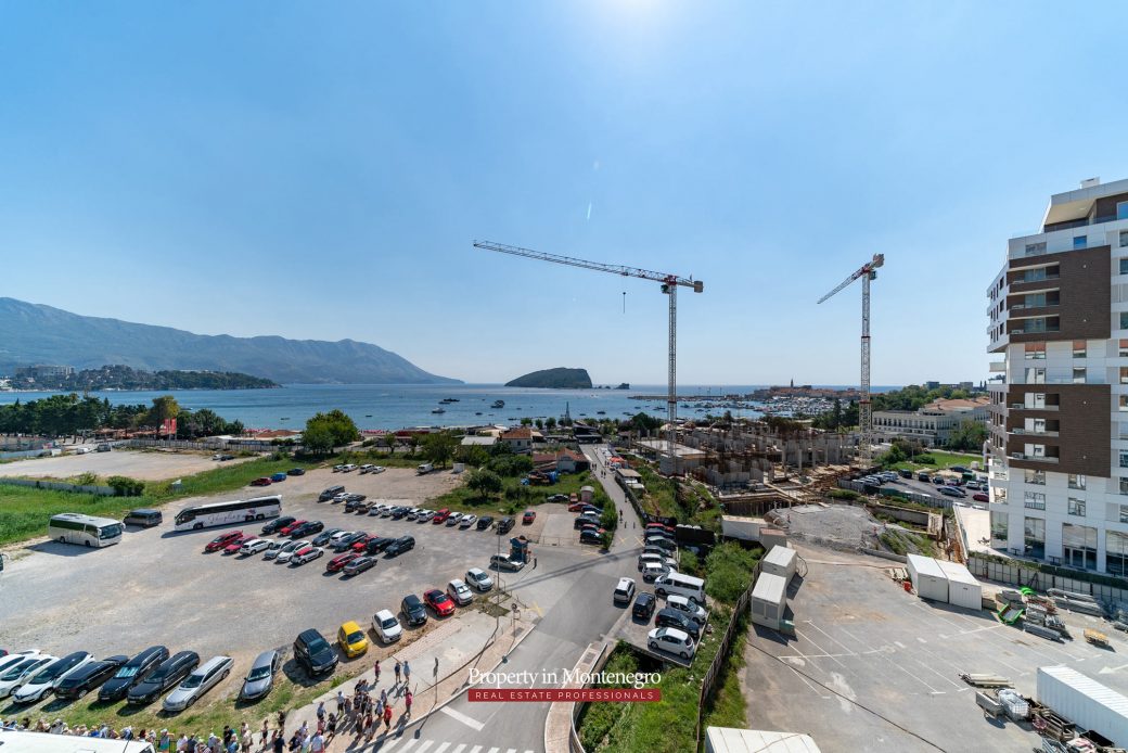 Luxury two bedroom apartment in Budva