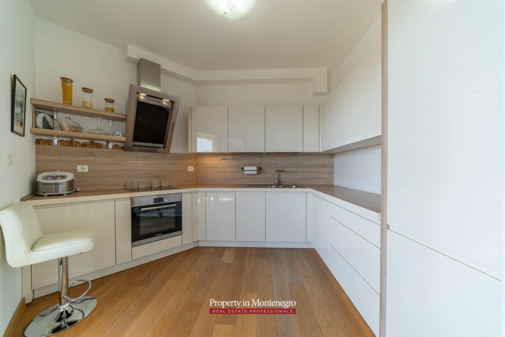Luxury two bedroom apartment in Budva