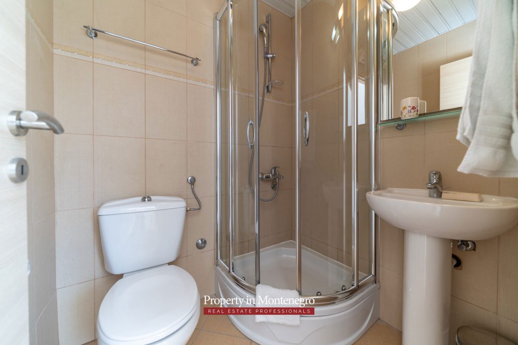 Two bedroom apartment in Budva