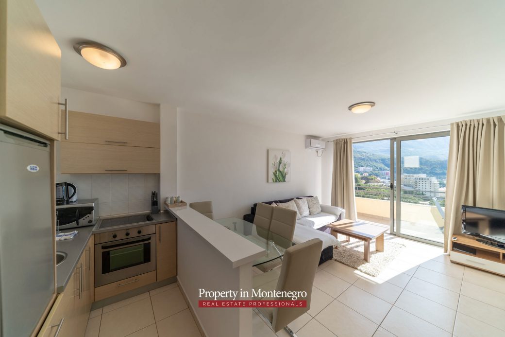Two bedroom apartment in Budva