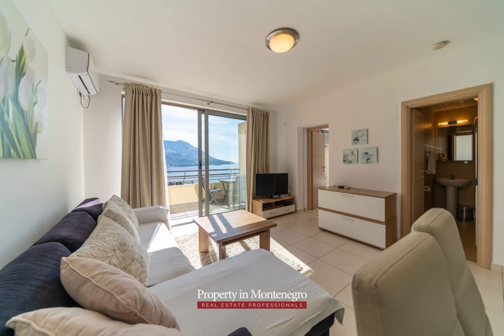 Two bedroom apartment in Budva