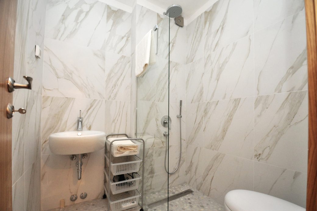 Two bedroom apartment for sale in Dobrota