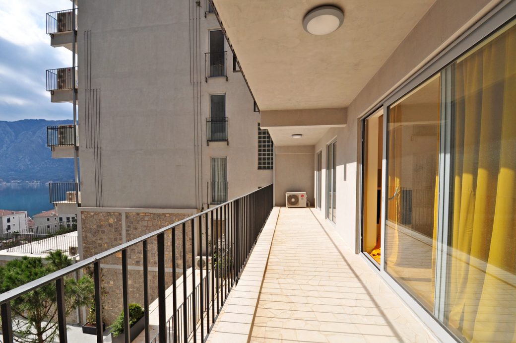 Two bedroom apartment for sale in Dobrota