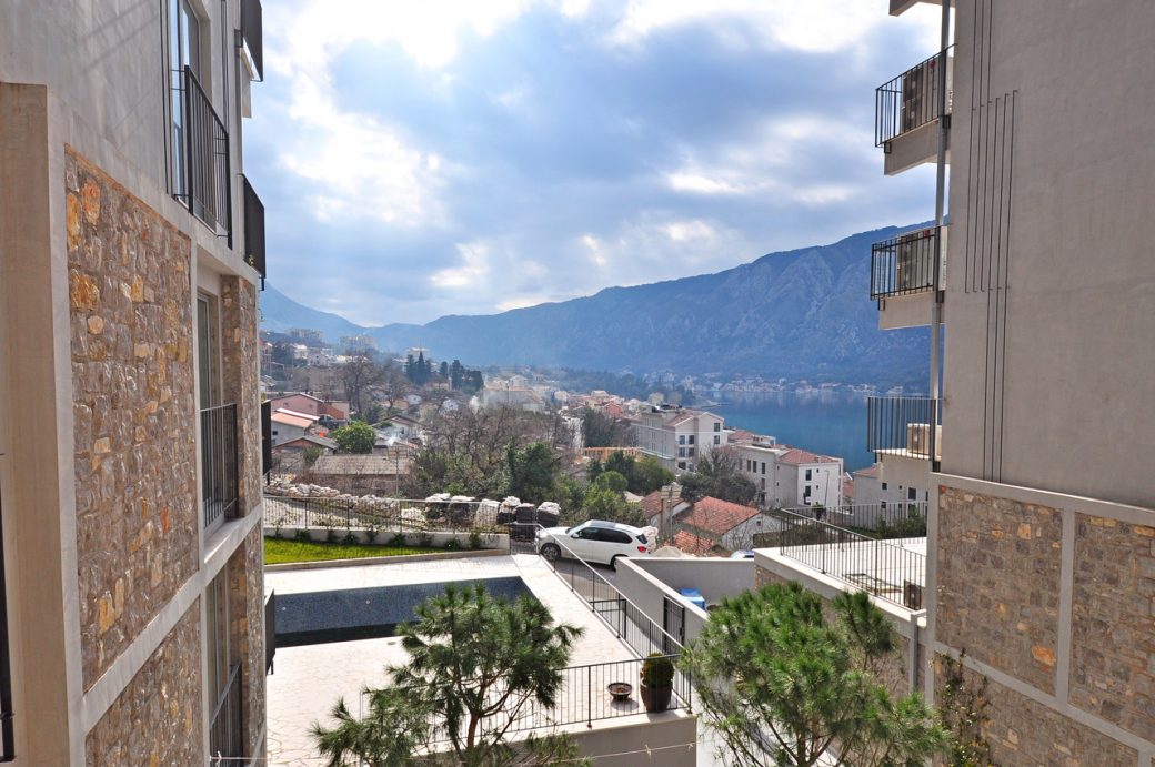Two bedroom apartment for sale in Dobrota
