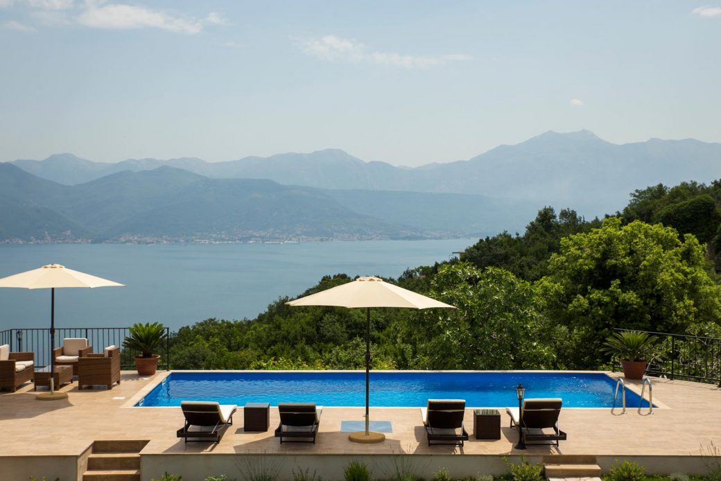 luxury-villa-for-sale-in-boka-bay-montenegro (17)