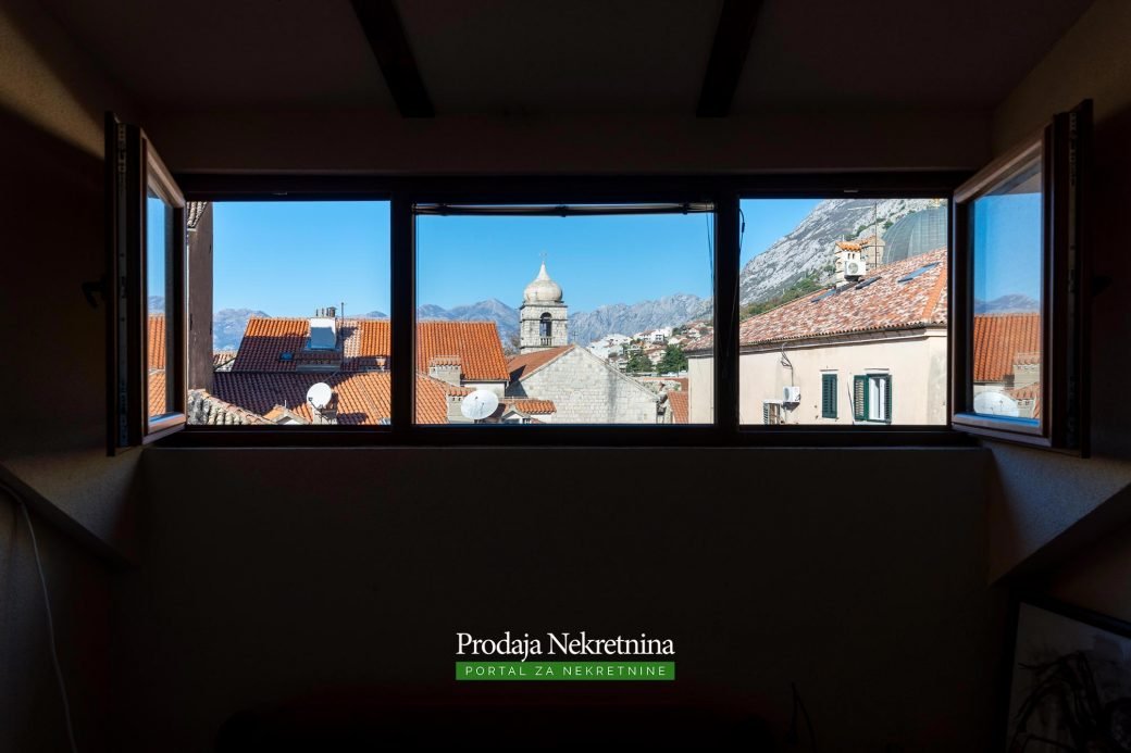 Duplex apartman u stari grad Kotor