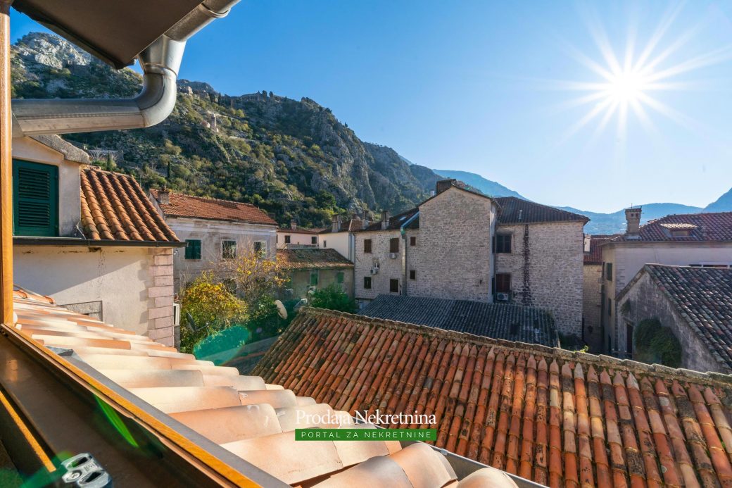 Duplex apartman u stari grad Kotor