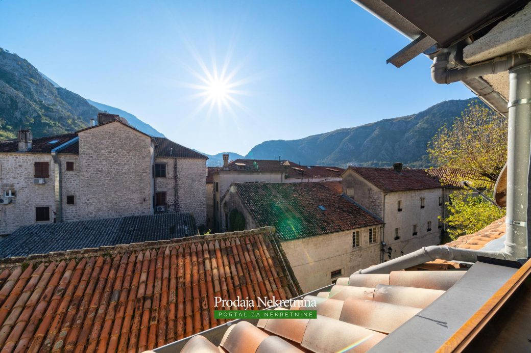 Duplex apartman u stari grad Kotor