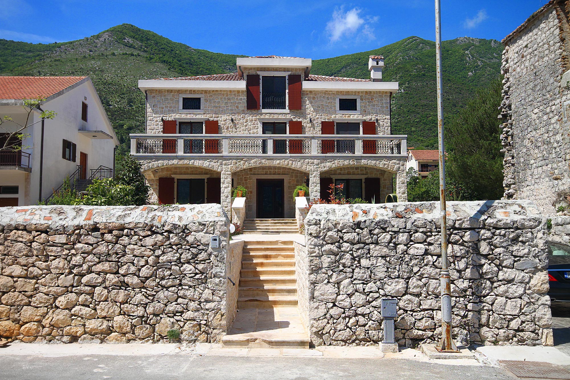 First line villa for sale in Montenegro