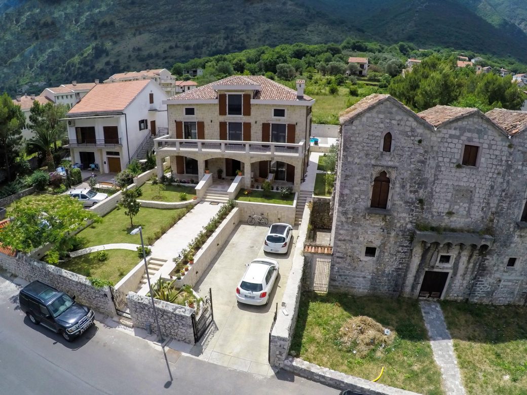 First line villa for sale in Montenegro