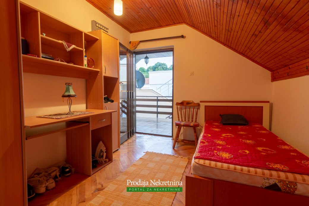House-for-sale-in-Bar