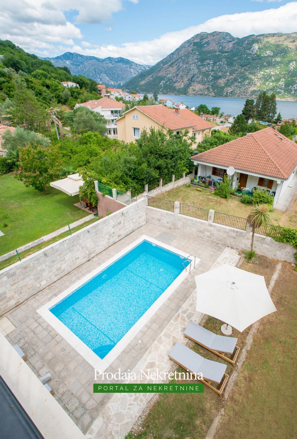 Luxury house for sale in Kotor