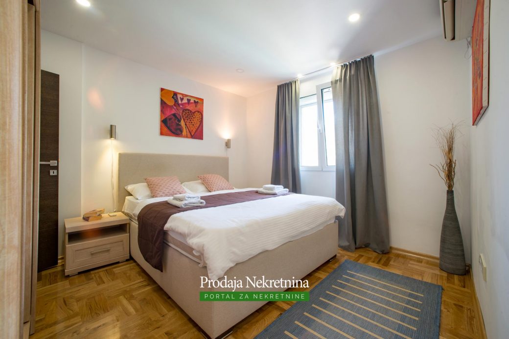Luxury house for sale in Kotor