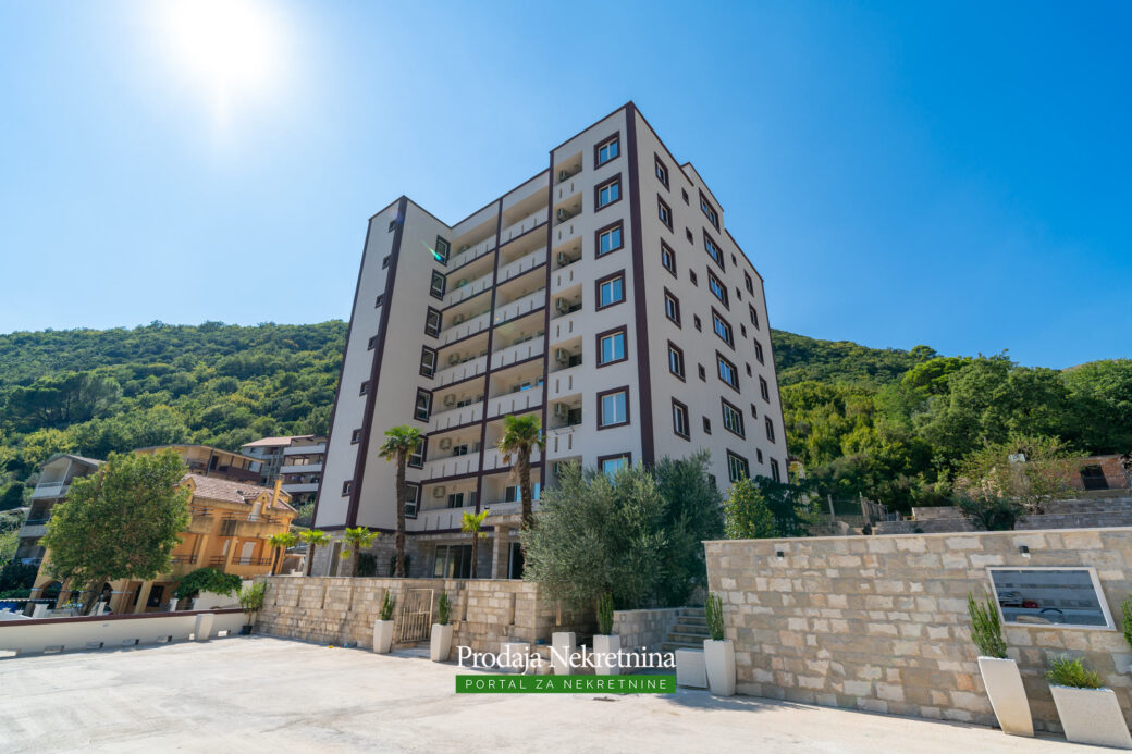 One-bedroom-apartment-for-sale-in-Budva