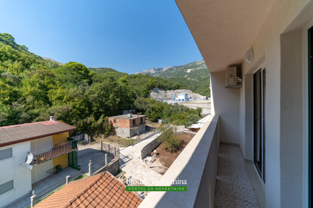 One-bedroom-apartment-for-sale-in-Budva